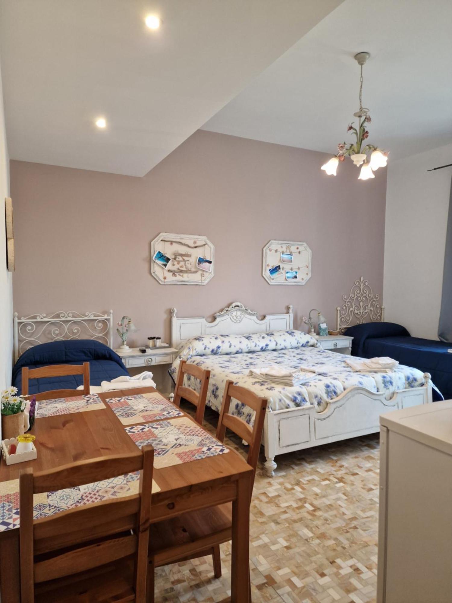 Camere Le Margherite Olbia Exterior photo