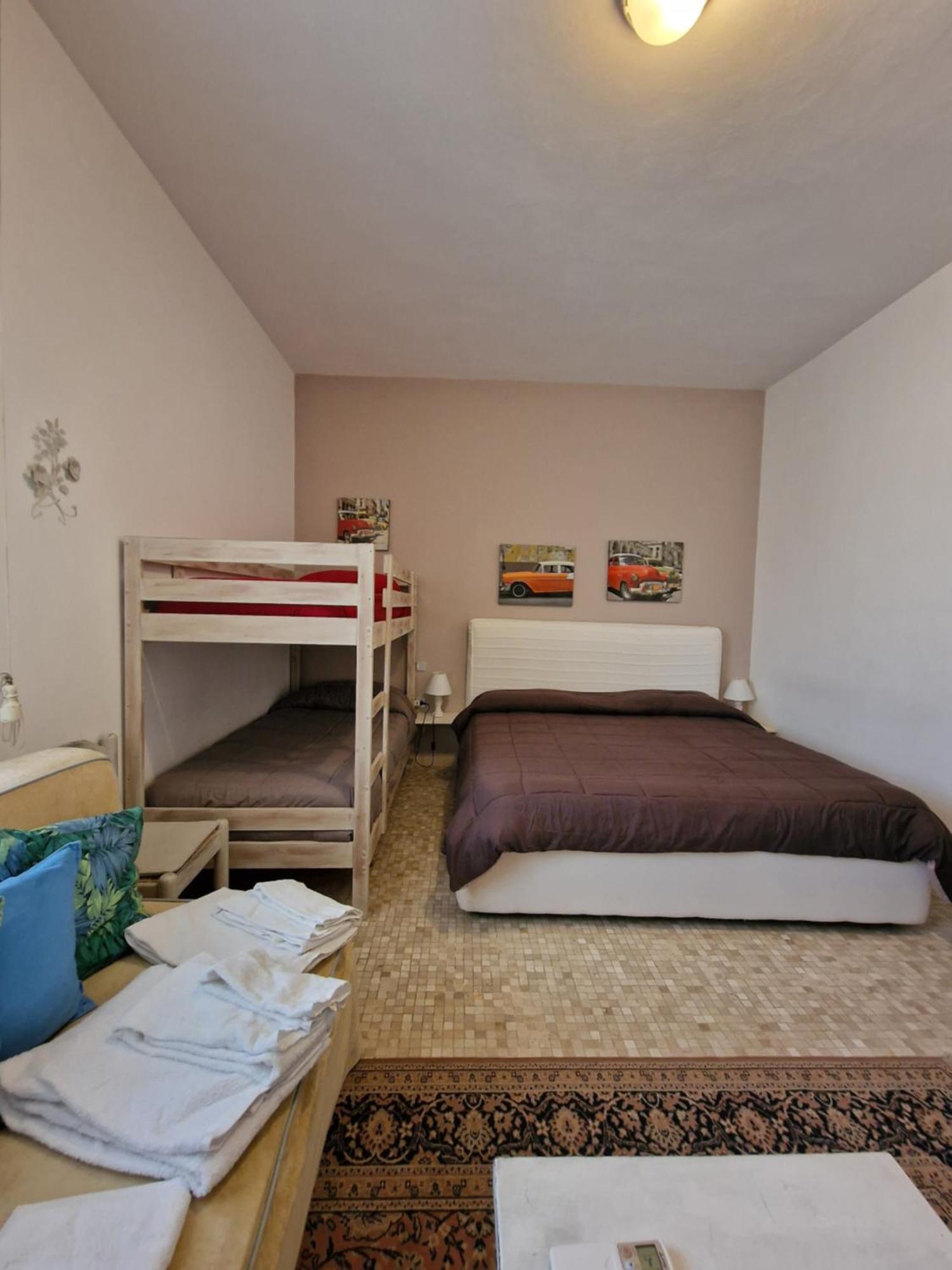 Camere Le Margherite Olbia Exterior photo