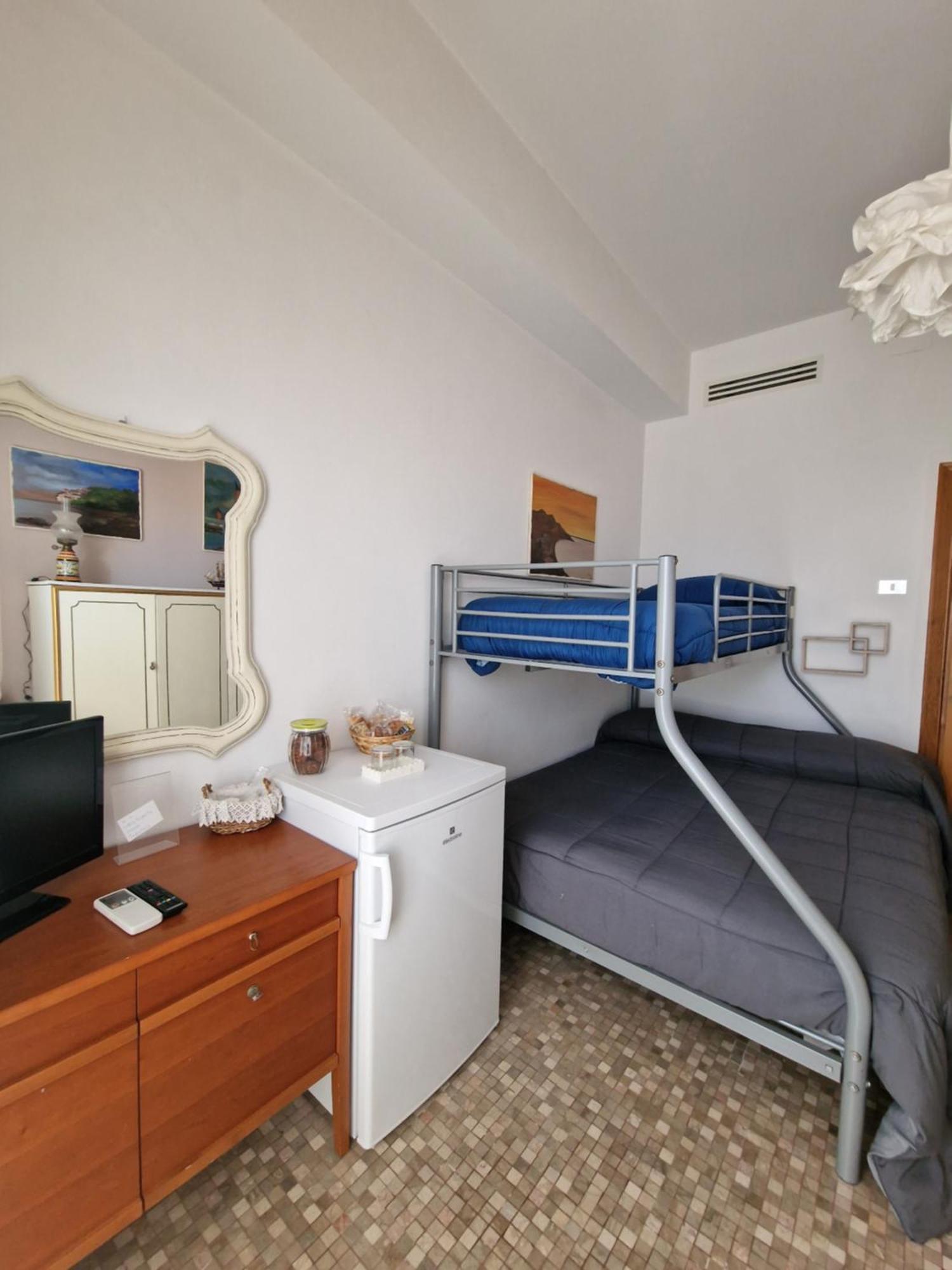 Camere Le Margherite Olbia Exterior photo